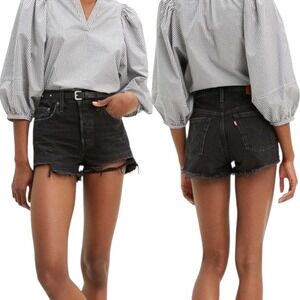 LEVI'S Premium 501 Original Shorts High Waisted Raw Hem in Black. Size 25